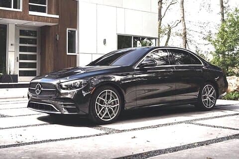 Airport Transfer: Airport ARN to Stockholm by Business Car