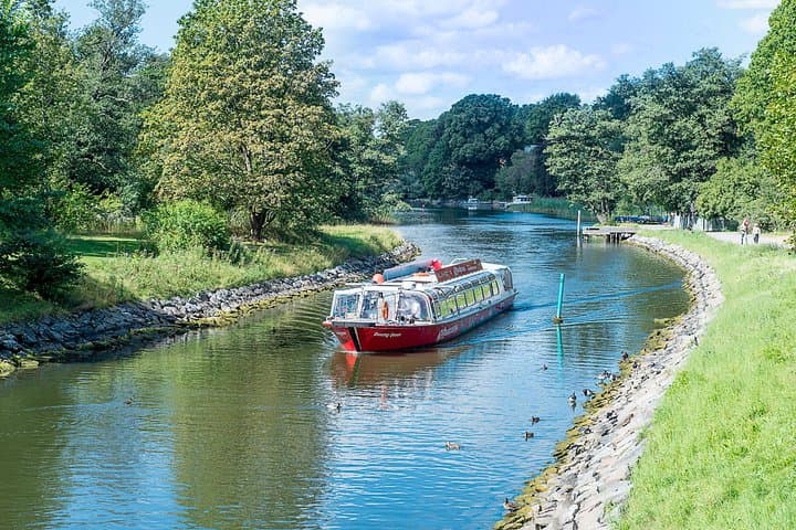 Stockholm: City Center Canal Cruise