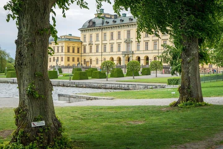Luxury Private Stockholm & Drottningholm Castle VIP Experience