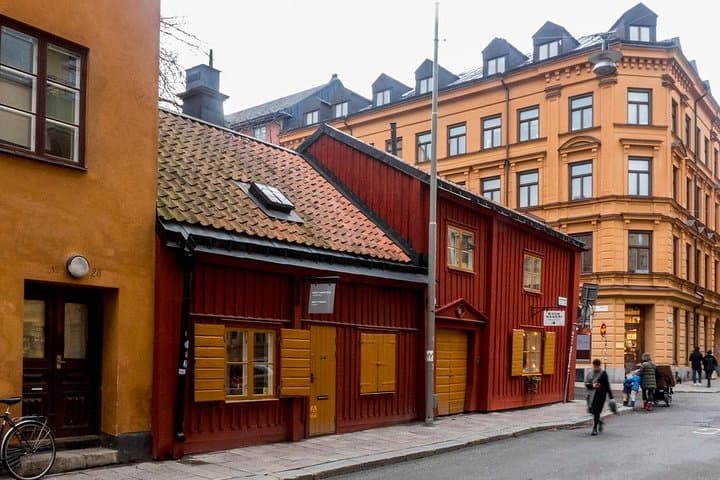Explore the funky & hip island of Södermalm by bike