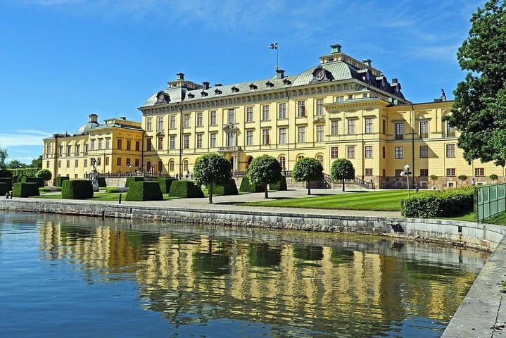 Historic Stockholm: Exclusive Private Tour with a Local