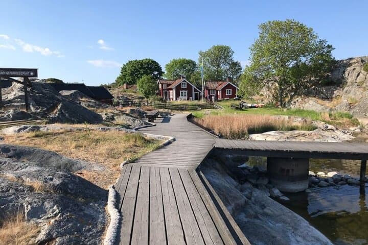 Self-Guided Kayak Short-Break in Stockholm Archipelago (3-4 days)