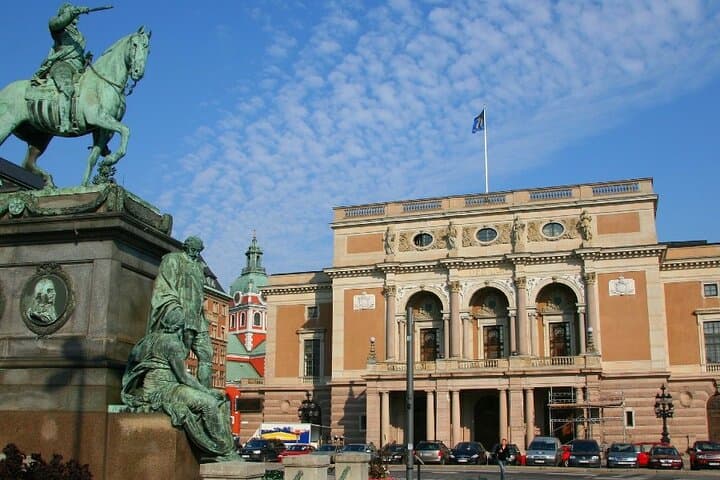Stockholm and Drottningholm Palace: Private Full-Day Tour