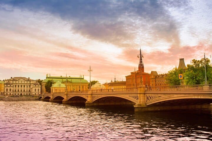 Best of Stockholm: Small Group Walking Tour (Max 10, 3 Hours)
