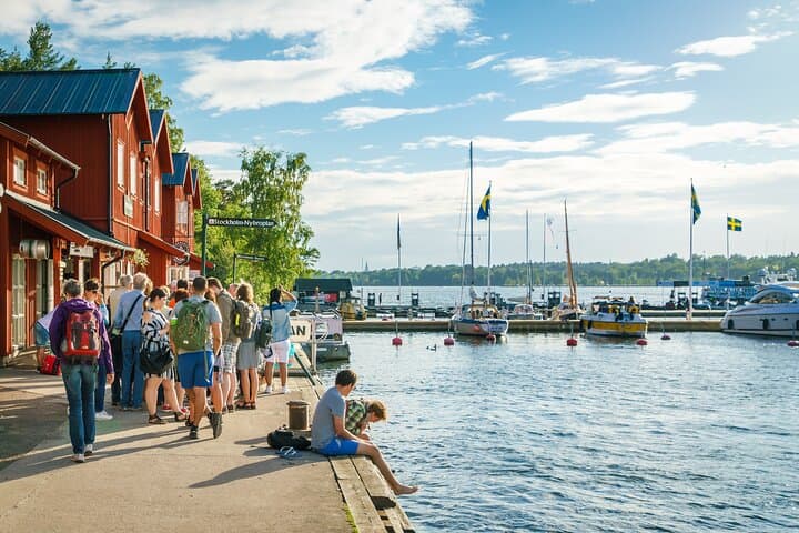 Economy Transfer from Stockholm City To Arlanda Airport