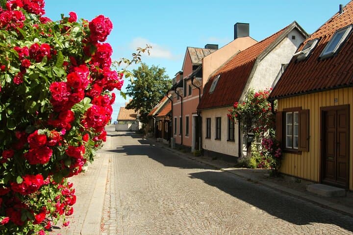 Private Romantic Architectural Walk in Visby