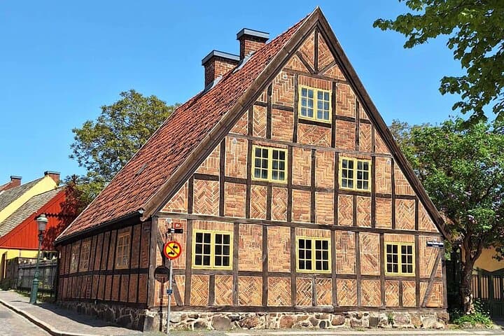 Lund's Medieval and Modern History: A Self-Guided Audio Tour