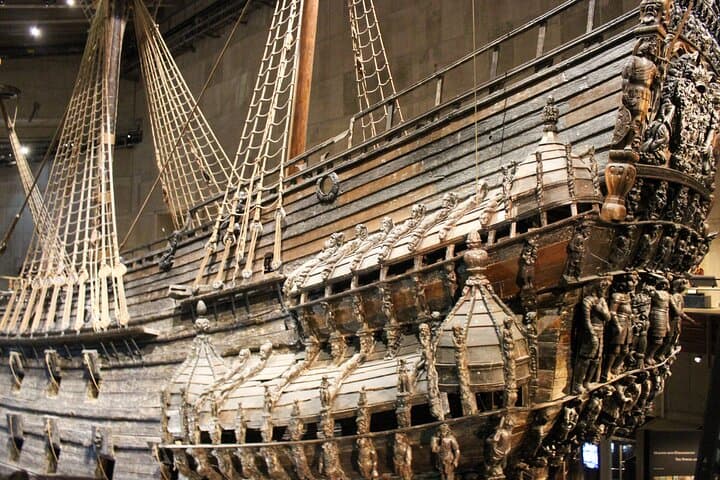 City Hall, Old Town & Vasa Museum - all-in-1 guided experience