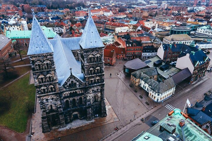 Private Romantic Walking Tour in Lund with Cathedral and Ruins