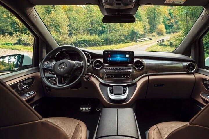 Stockholm City Departure Private Transfer to Stockholm Port by Luxury Van