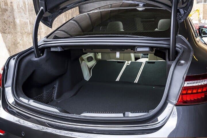 Stockholm Airport Arlanda Arrival transfer to Stockholm by Sedan