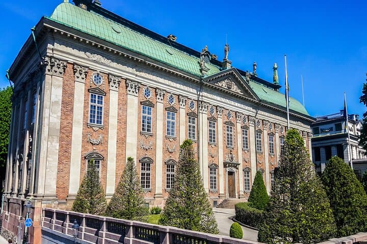 Stockholm Royal Palace Museums Gamla Stan Skip-the-line Tour