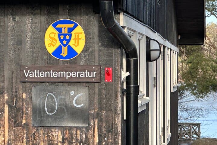 Icebathing and Sauna in Stockholm nature