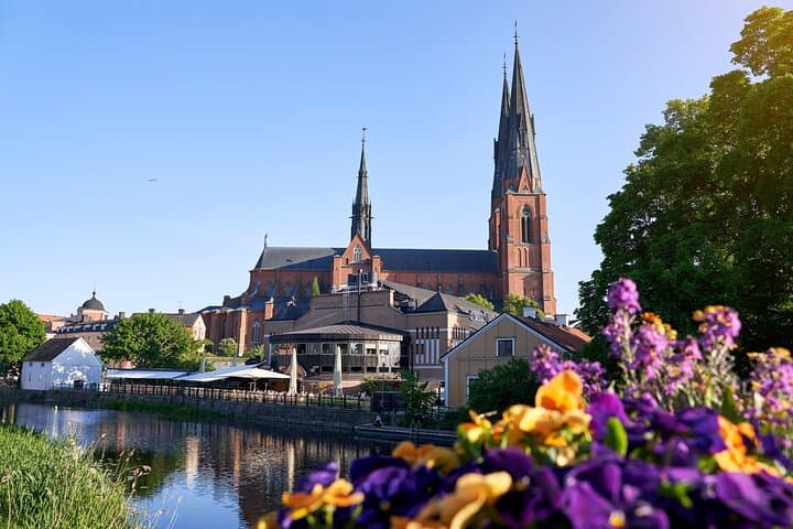 Private Tour Enchanting Uppsala: Romantic Stroll Through History