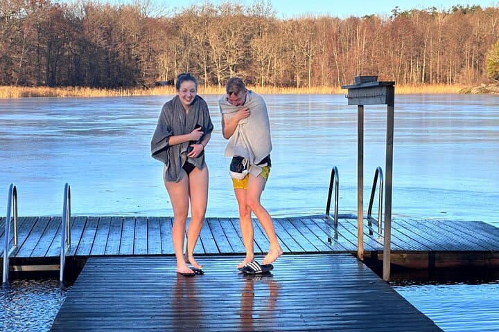 Sauna and Cold Plunge, Forest Hike and Fireplace Lunch - Private