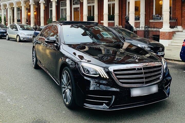 Airport Transfer: Stockholm to Airport ARN by Luxury Car