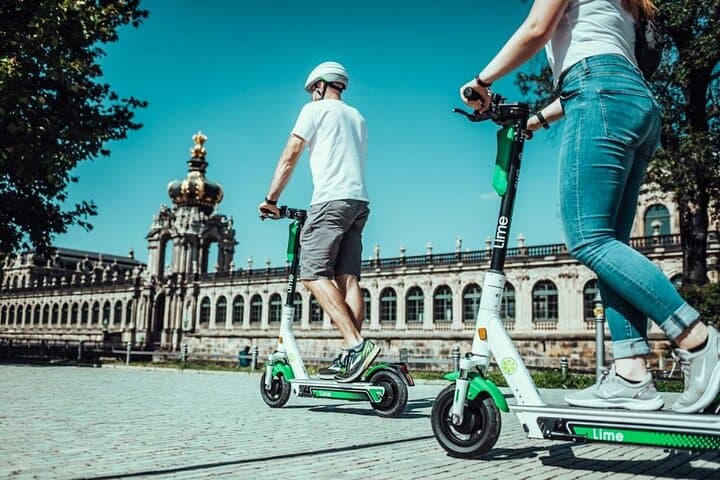Private Scooter Tour in Gothenburg with Pickup