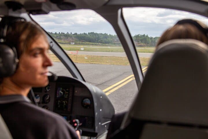 Stockholm 30-minute Private Helicopter Tour with Vaxholm