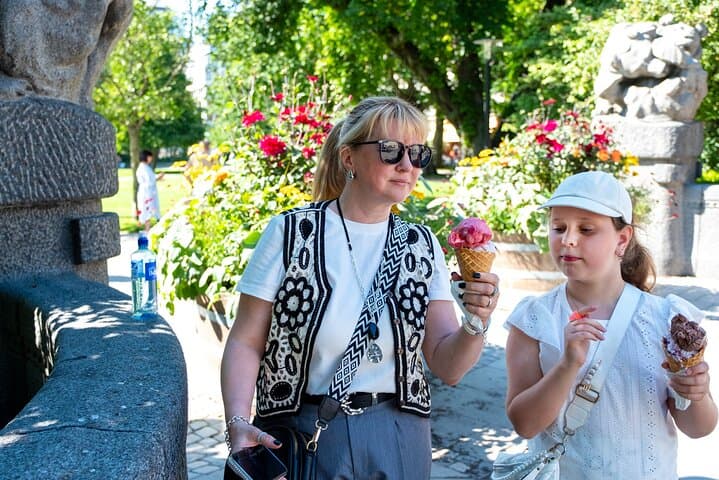 Private Stockholm Food Walking Tour with Markets and Old Town