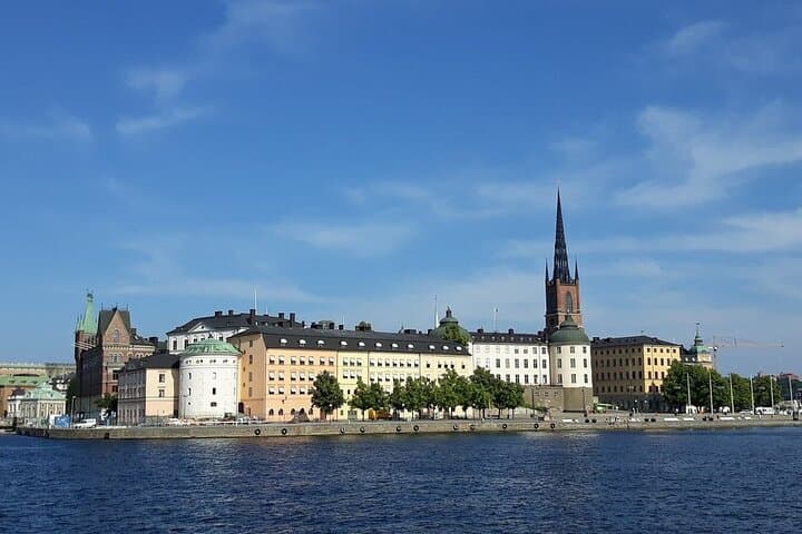 10 Hours Lake Mälaren Villages Day Trip from Stockholm