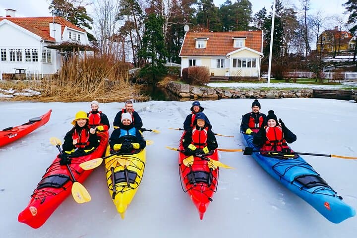Fika break on ice