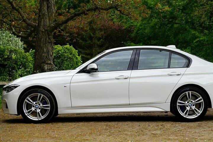 Private Transfer From Gothenburg Hotel to Gothenburg Landvetter Airport - Emo Tours Sweden