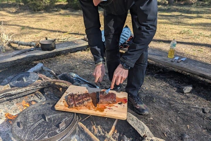 Stockholm Foraging & Outdoor Cooking: 3-Course Fire Meal