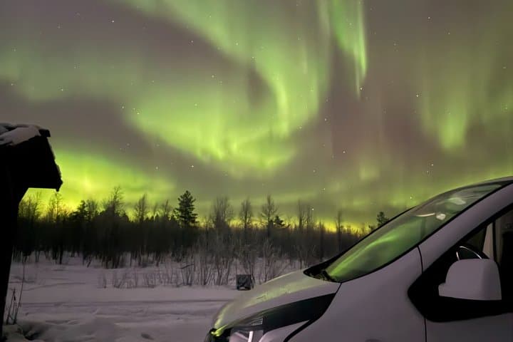 Northern Lights Chase with open fire Dinner in Kiruna