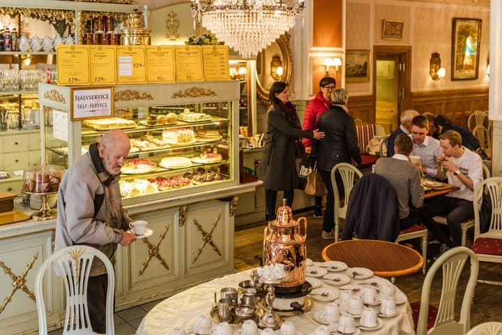 Private Stockholm Fika Tour with a Local: Coffee, Culture & Cafés