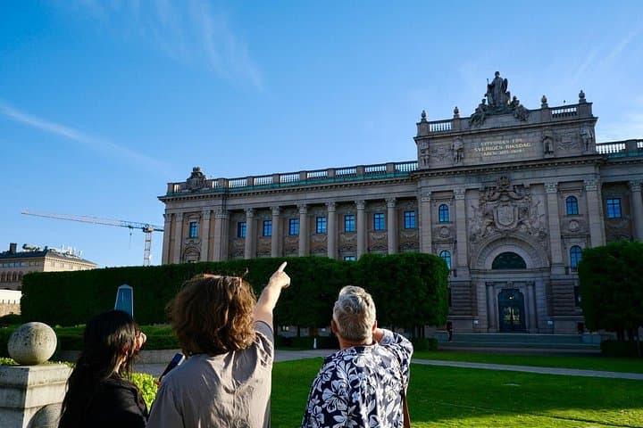 Walking tour Gamla Stan Discover the heart of Stockholm with us