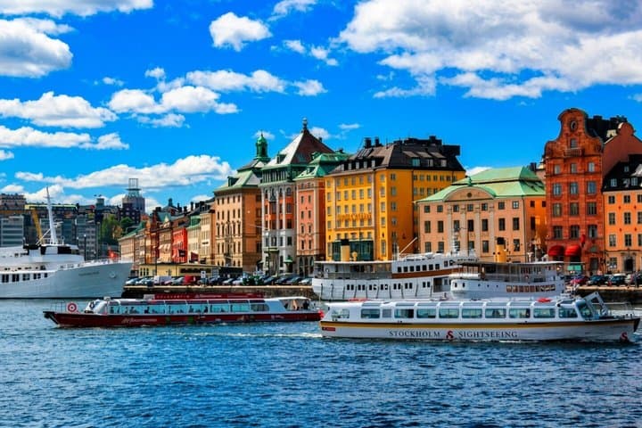 Stockholm: Royal Palace & Canal Cruise at Daytime or Sunset