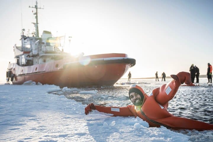 Arctic Explorer Icebreaker Cruise with Ice Floating