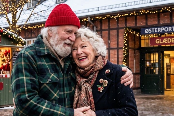 Private Christmas UNESCO Walking Tour in Visby