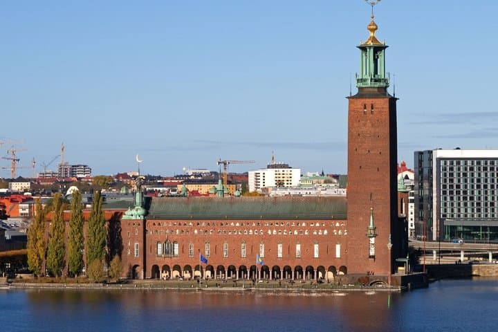 Stockholm Scavenger Hunt & Highlights Self-Guided Walking Tour