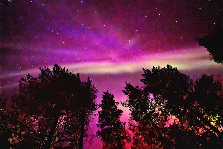 Northern Lights Auroras from Kemi-Tornio with Pickup