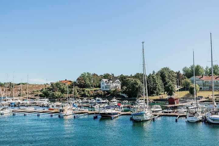 Archipelago Tour with Guide in Gothenburg