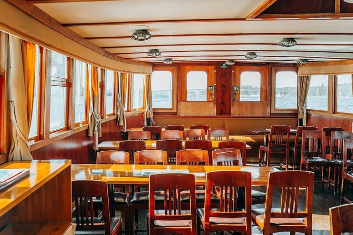 Stockholm Winter Boat Tour with Guide