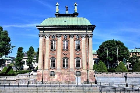 Explore Stockholm: Historic Squares, Landmarks & Gamla Stan Charm