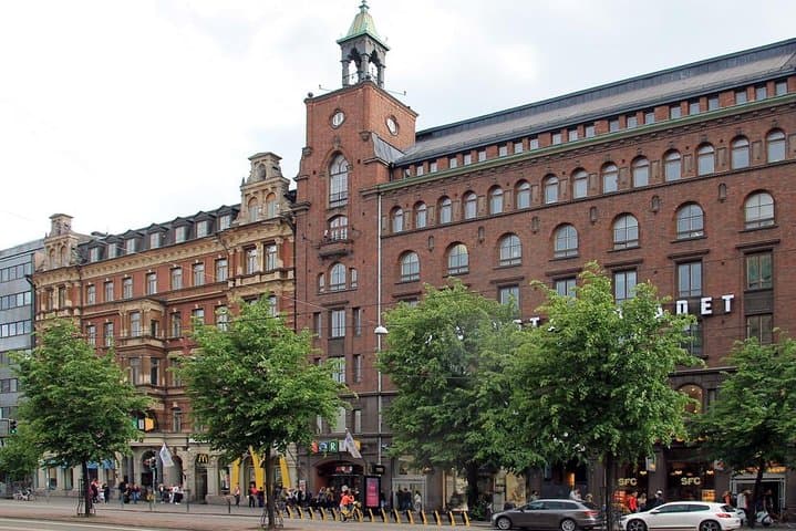 Sightseeing Private Tour of Helsinki