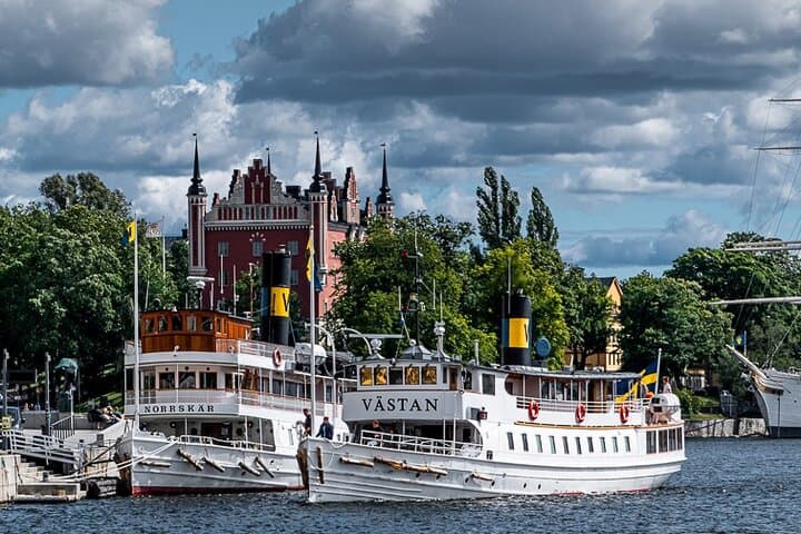 Stockholm’s Splendor: A 6-Hour Walk Through Culture & History