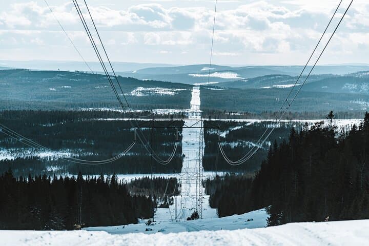 Full Day Snowmobile Activity in Sollefteå with Lunch