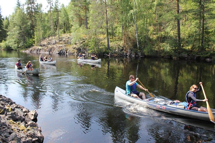Guided Canoe Tour on the Lake Venjanssjön