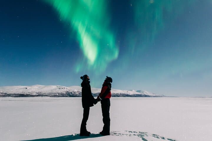 Aurora Car Chasing Tour with Photographer
