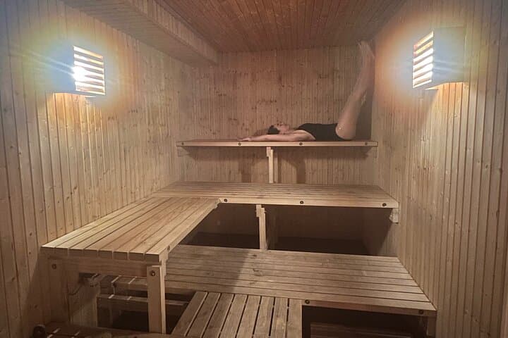 Sauna, Icebathing and Christmas Dinner