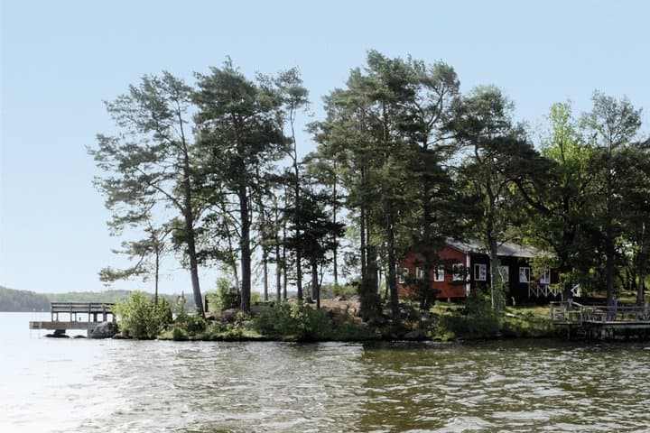 Nature Escape by Classic Wooden Boat